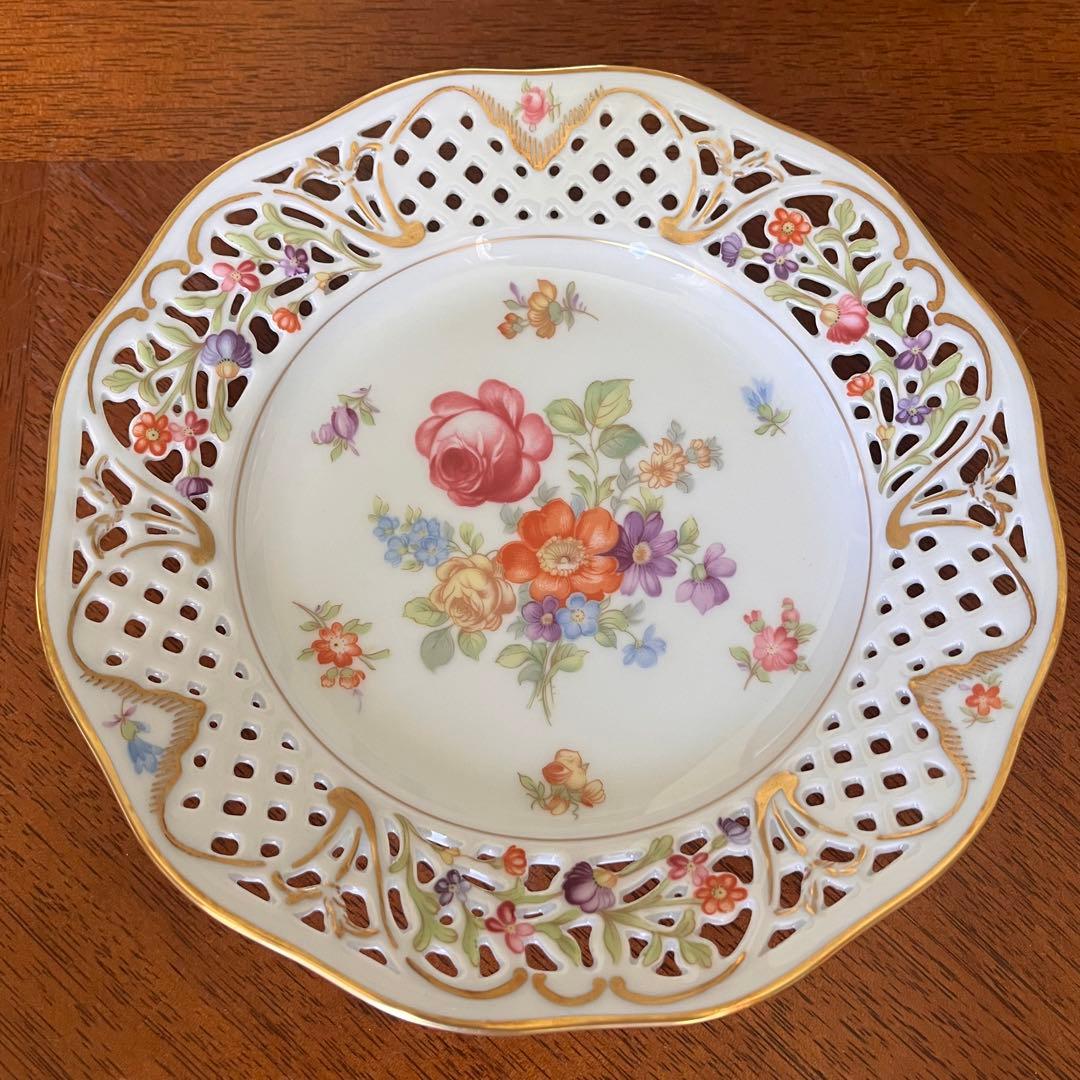 【レア美品】ドイツ製　シューマンババリア★ドレスデンフラワー★ピアスプレート　②