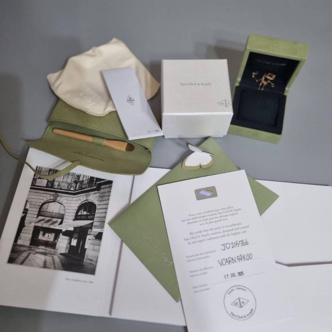 Van Cleef & Arpels スウィート アルハンブラ ブレスレット