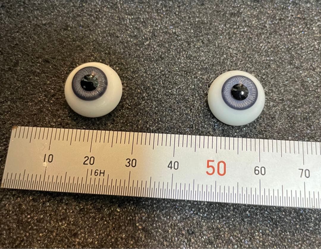 ペーパーウェイト　グラスアイ　20mm ブリューの目？