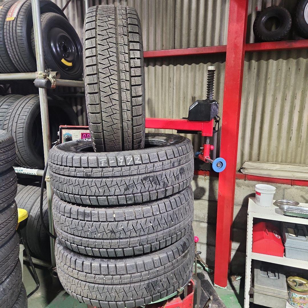 215/65R16　スタッドレス　4本セット 21年製