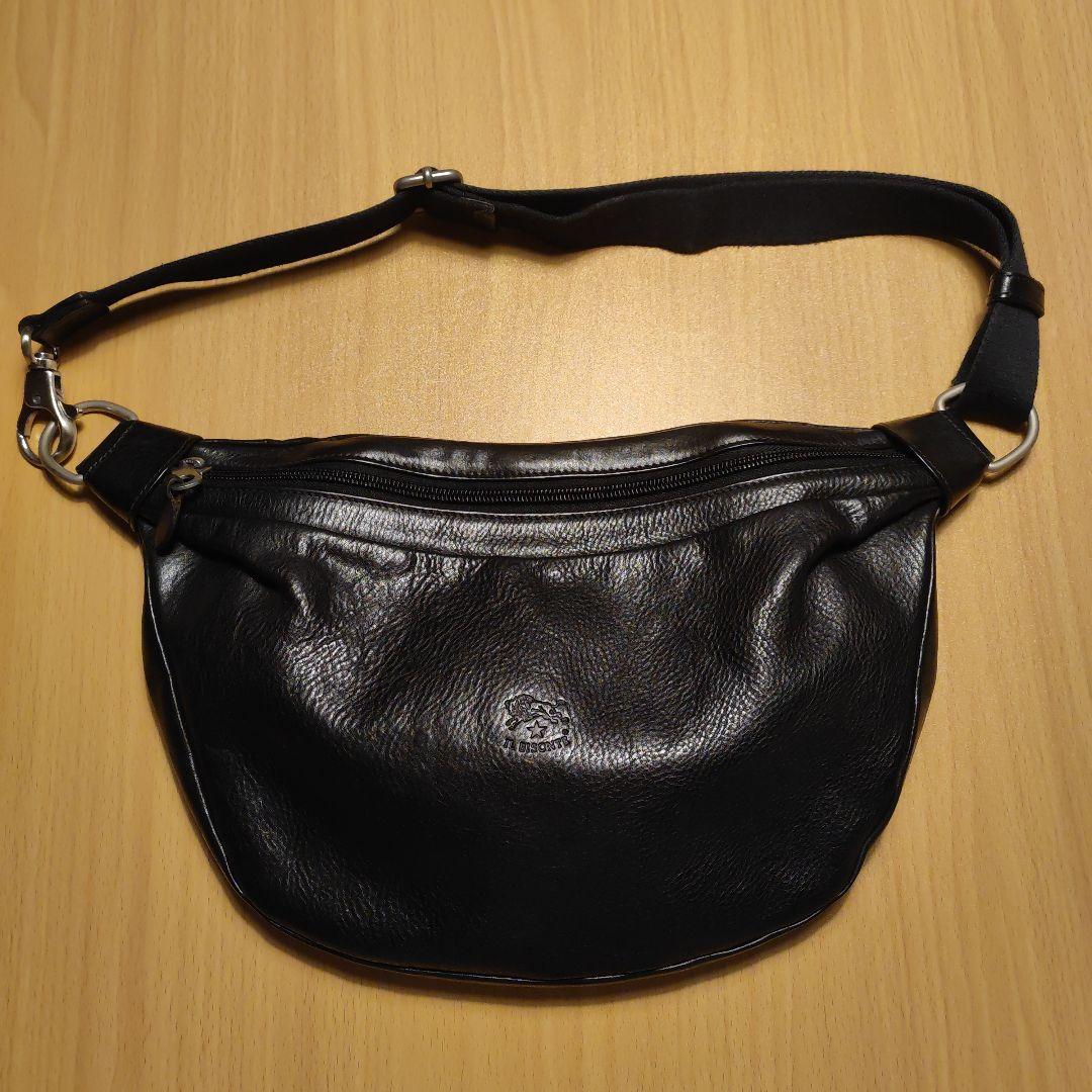 イルビゾンテ　ボディバッグ　ショルダー　ブラック　レザー