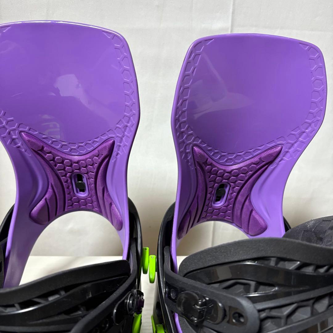 FLUX CV スノーボード ビンディング FLUX カービング パウダー 雪山