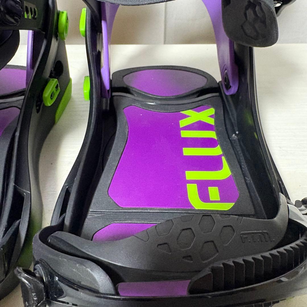 FLUX CV スノーボード ビンディング FLUX カービング パウダー 雪山