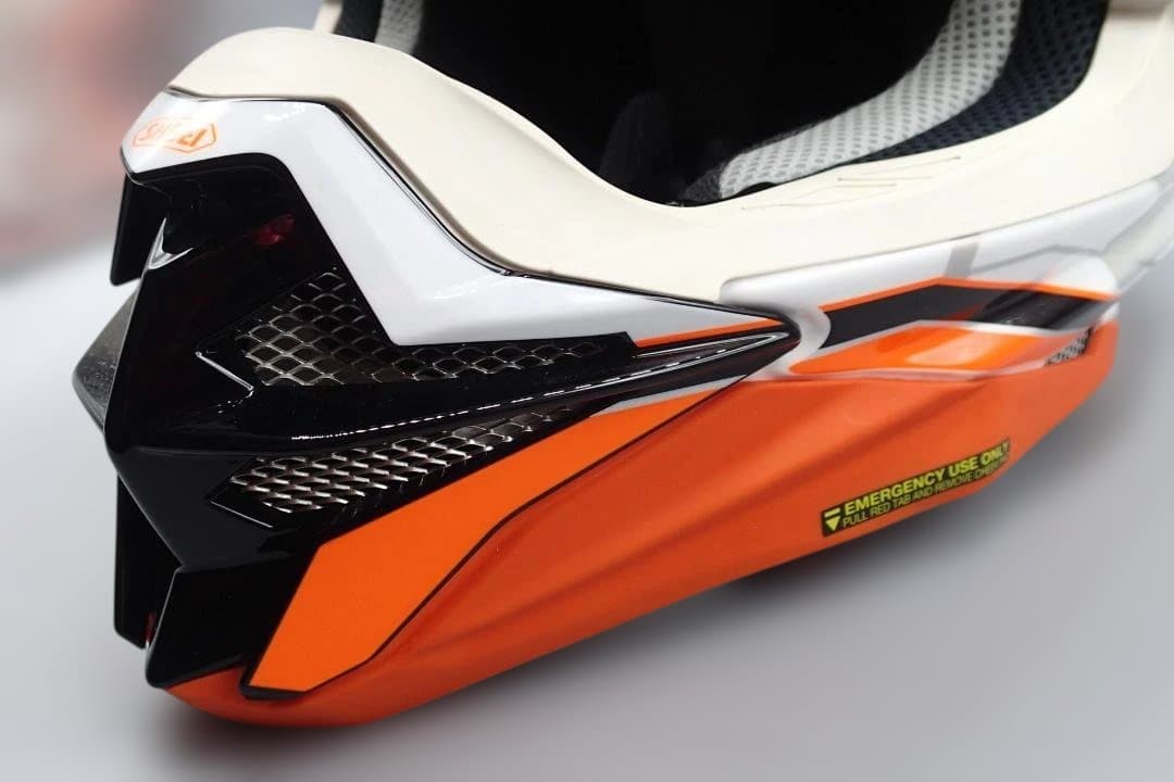 SHOEI VFX-WR　ALLEGIANT　TC-8　Mサイズ