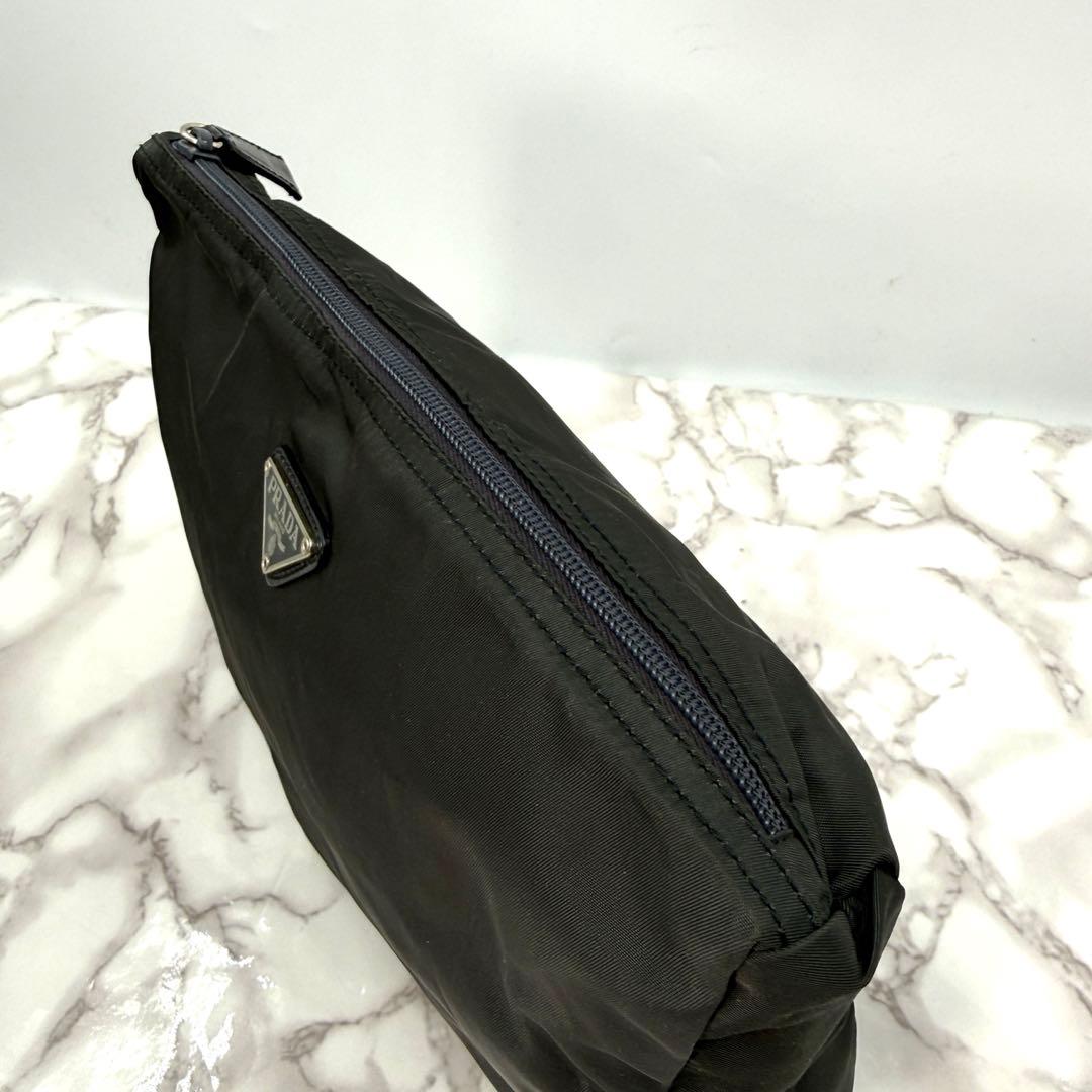 PRADA プラダ ポーチ ボディーバック ナイロン カーキ 三角プレート