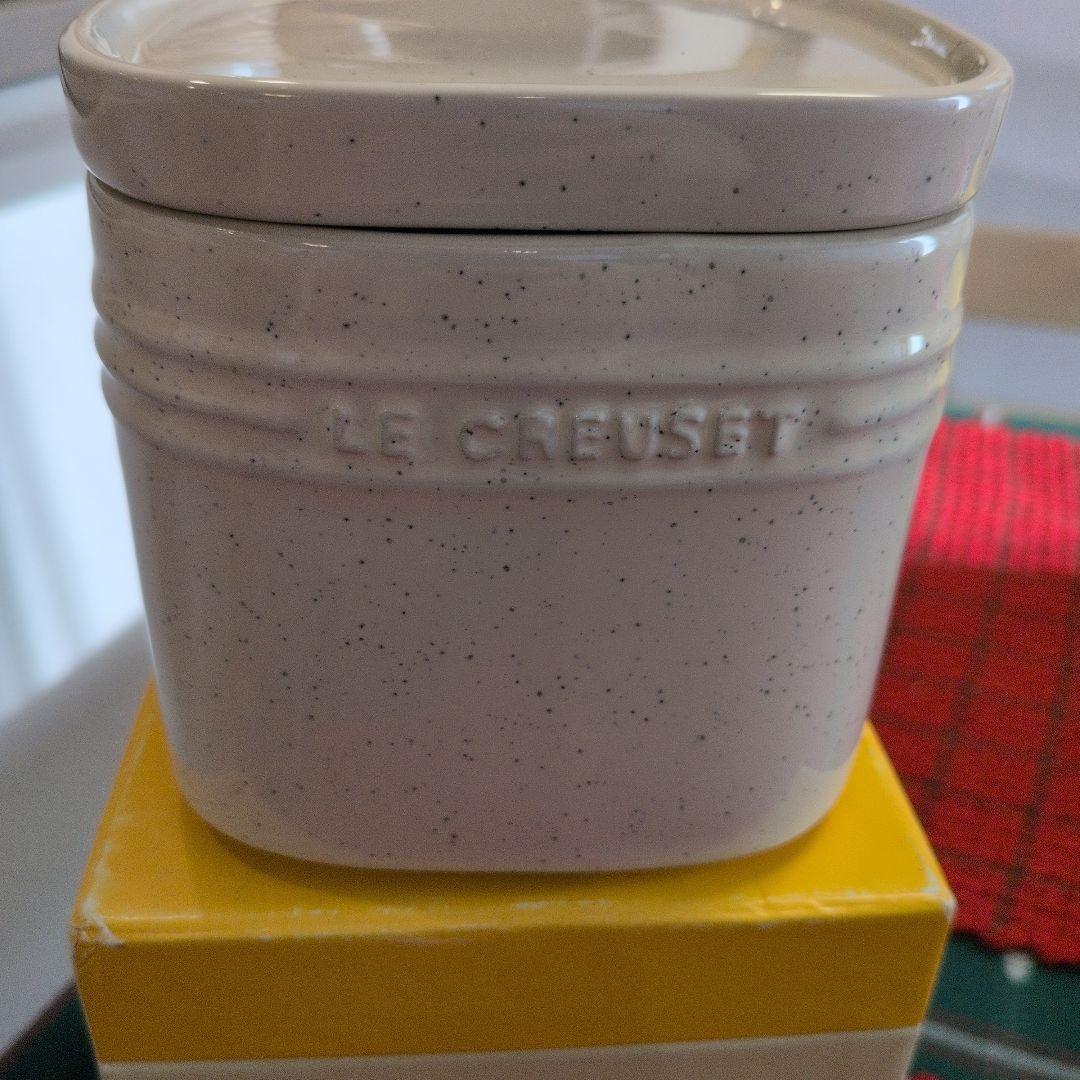 ルクルーゼ シャイニーストーン パッキン付き保存容器 Stackable