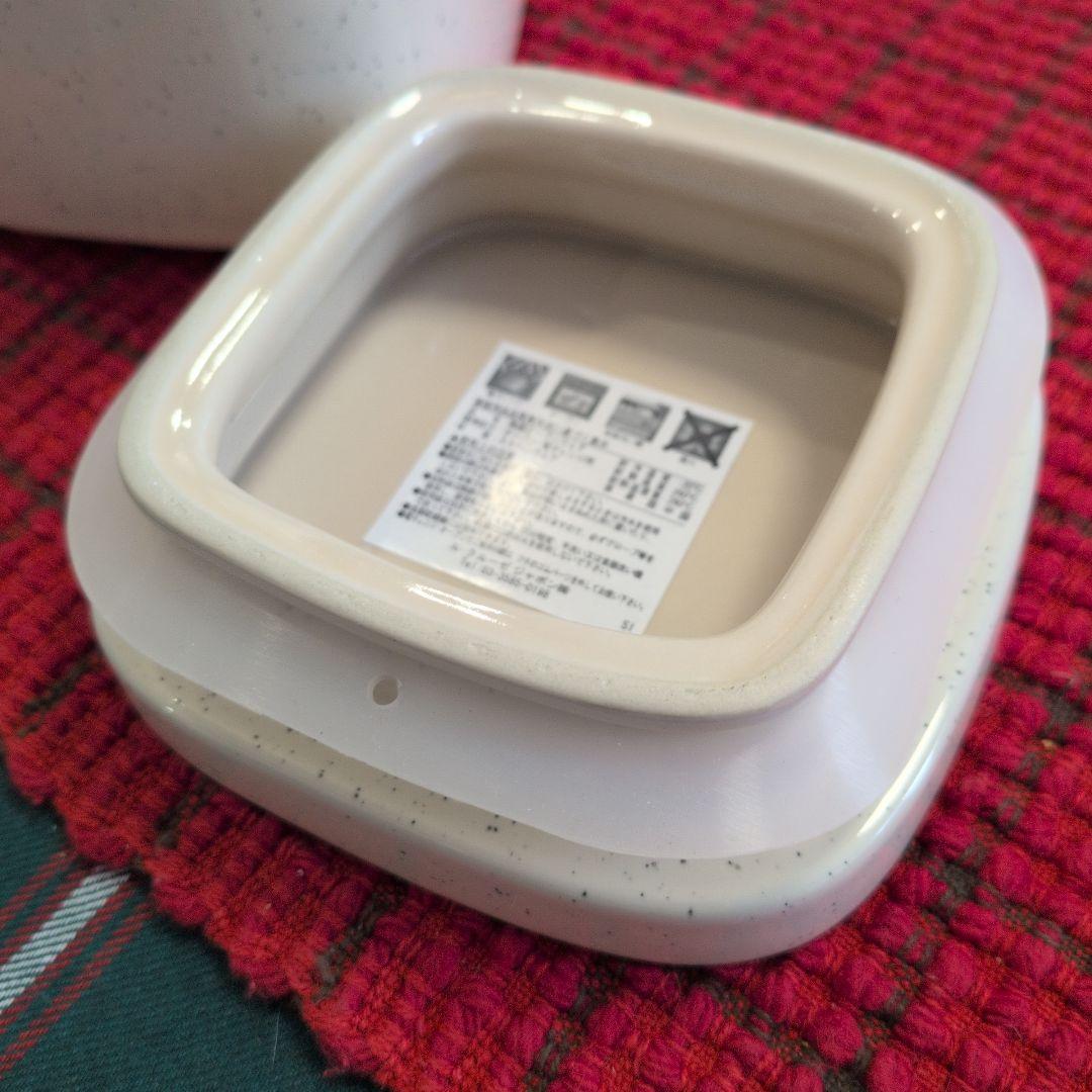 ルクルーゼ シャイニーストーン パッキン付き保存容器 Stackable