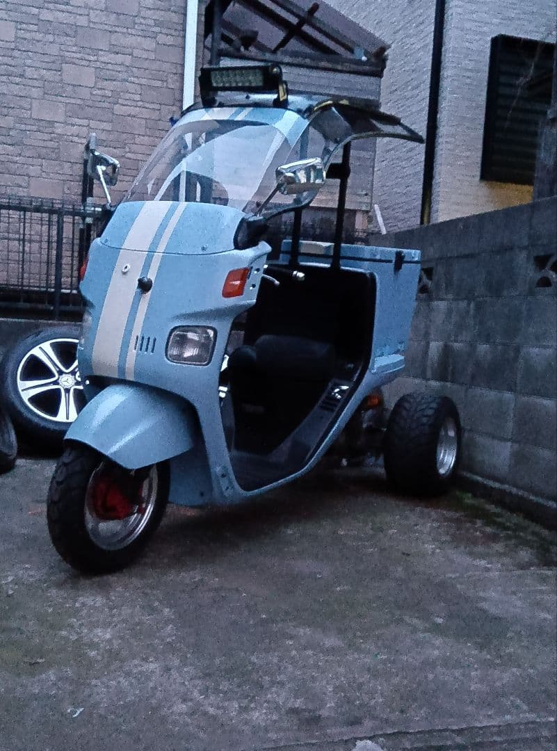 １２インチジャイロキャノピー前タイヤ・ホイール新品