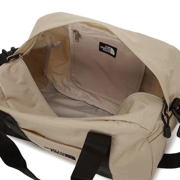 新品■ノースフェイス　ボストンバッグ　ショルダーバッグ　ダッフル旅行バッグ