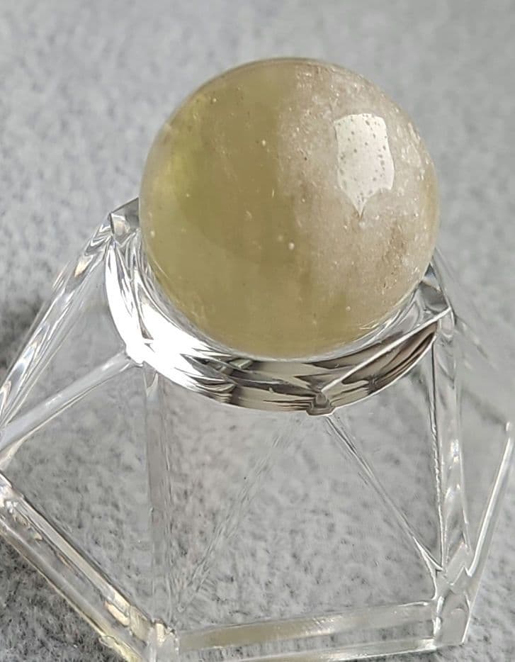 リビアングラス　約20ミリ　スフィア