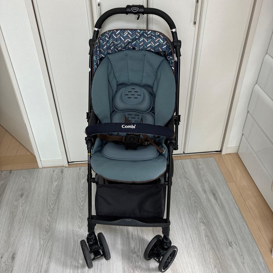 ここ Combi 折りたたみ式ベビーカー ネイビー スゴカルα 4キャス