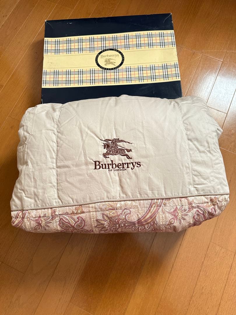 新品　バーバリー　羽毛布団　ダウン70%　西川日本製