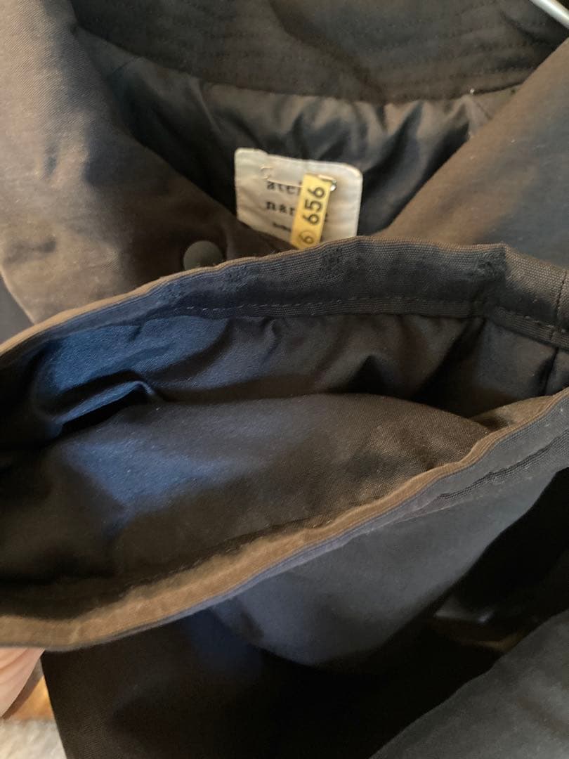 補修跡有り　atelier naruse コットンナイロン中綿コート　黒