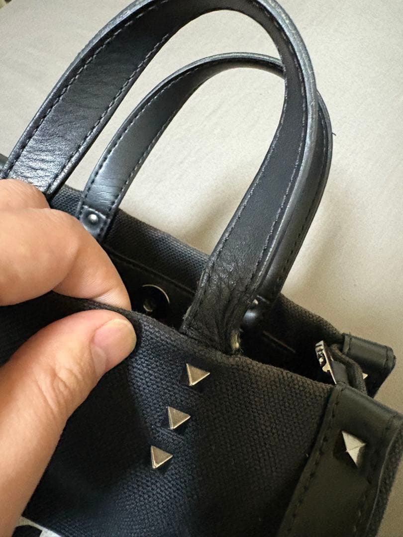 t*t様 VALENTINO VLTN ブラックトートバッグ