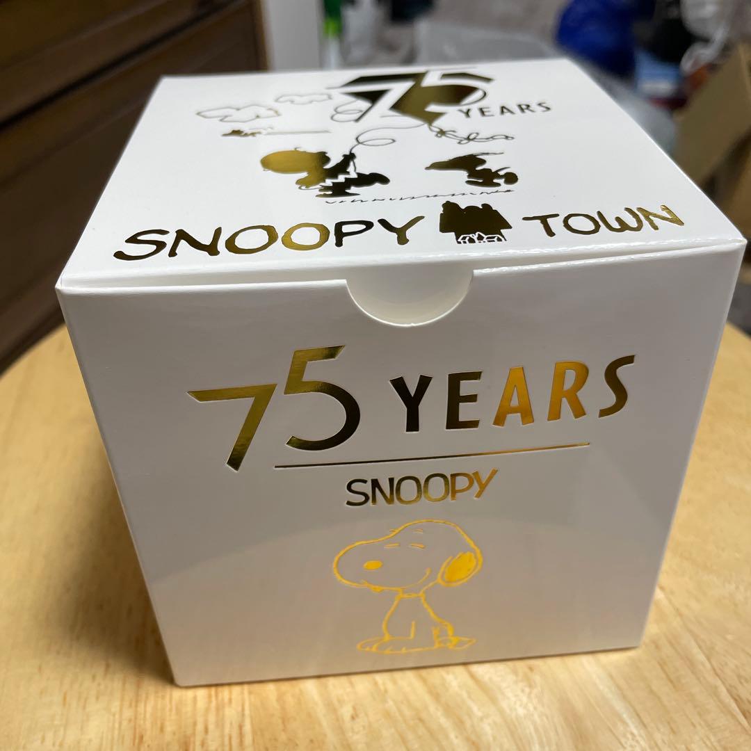 BABY-G スヌーピー 75周年記念モデル