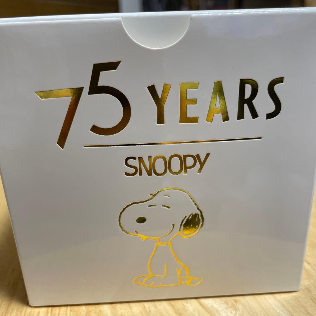 BABY-G スヌーピー 75周年記念モデル