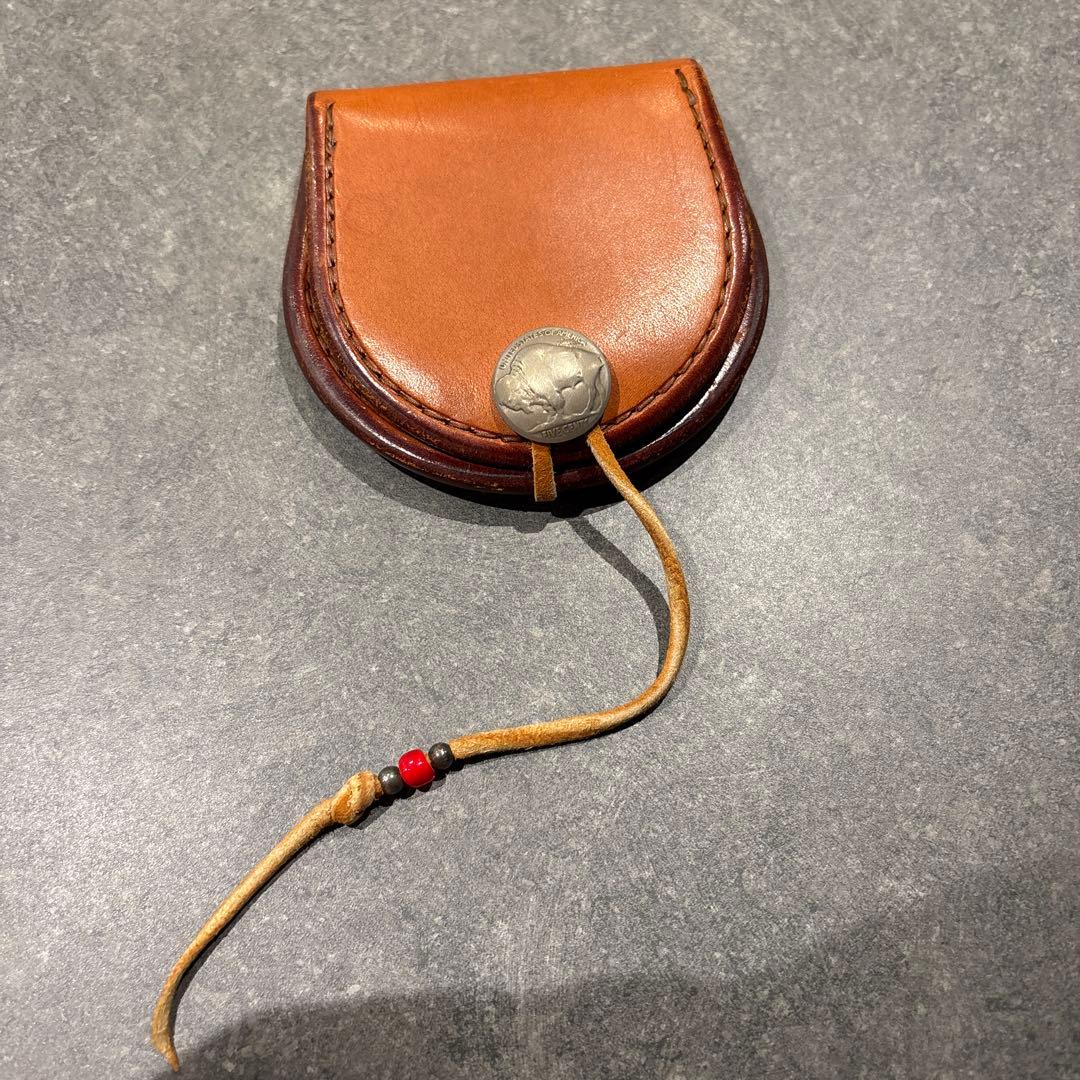 ゴローズ　サドルレザー 丸型ケース