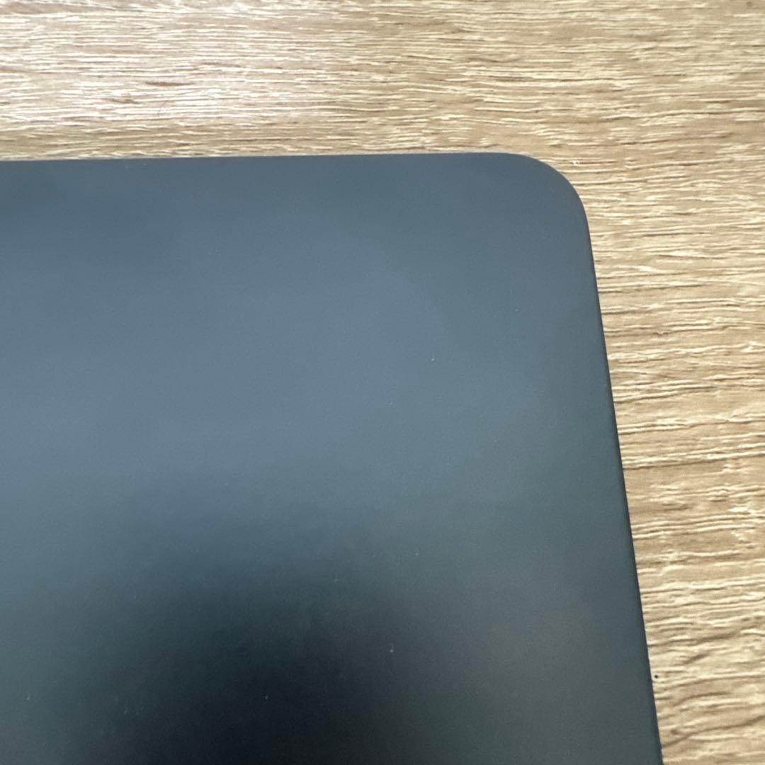 MacBook Air m2 ミッドナイト　まだまだ使用できます。