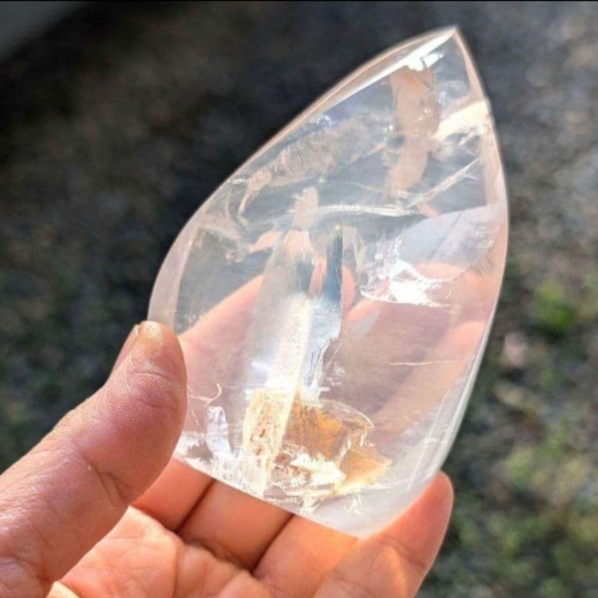 【高品質】ピンク　ジラソルクォーツ　虹　レインボー　原石　天然石　インテリア