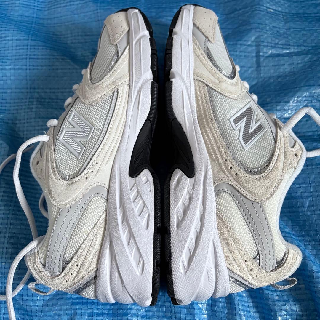 新品⬜︎new balance⬜︎MR530CE⬜︎スニーカー⬜︎ホワイト⬜︎白⬜︎23cm