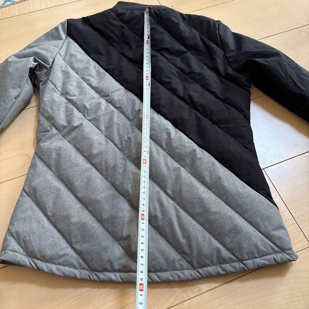 デサント　DESCENTE レディースジャケット 黒と灰色 バイカラー　サイズM