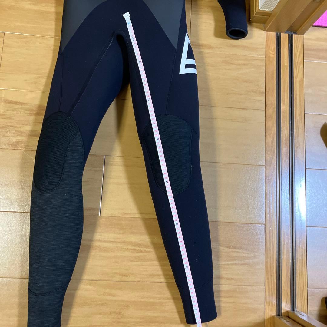 SEVEN セブン　ウェットスーツ　セミドライ　5mm×3mm ハイネック