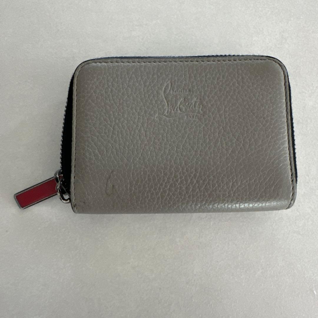 Christian Louboutin パネトーネ スタッズ ケース