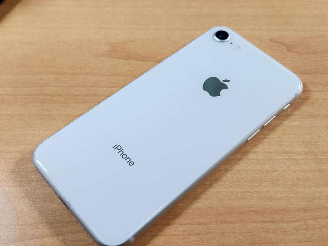 スマートフォン本体 020400B iPhone8 A1906 64GB