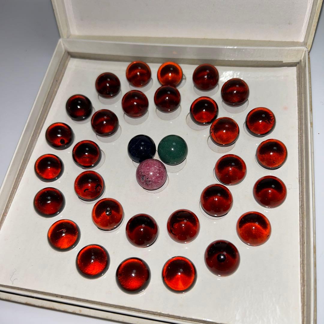 ストーン　ビー玉遊び　石　ガラス玉　ゲーム