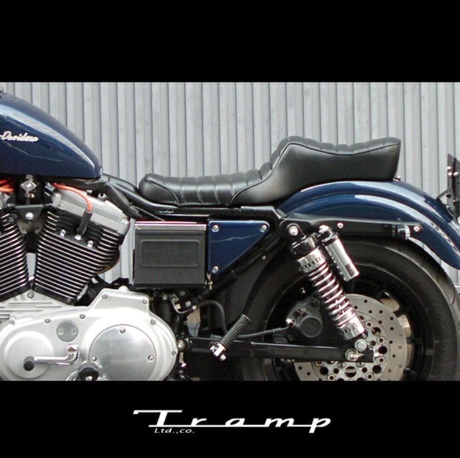TRAMP CYCLE トランプ キング＆クイーンシート スポーツスター 03