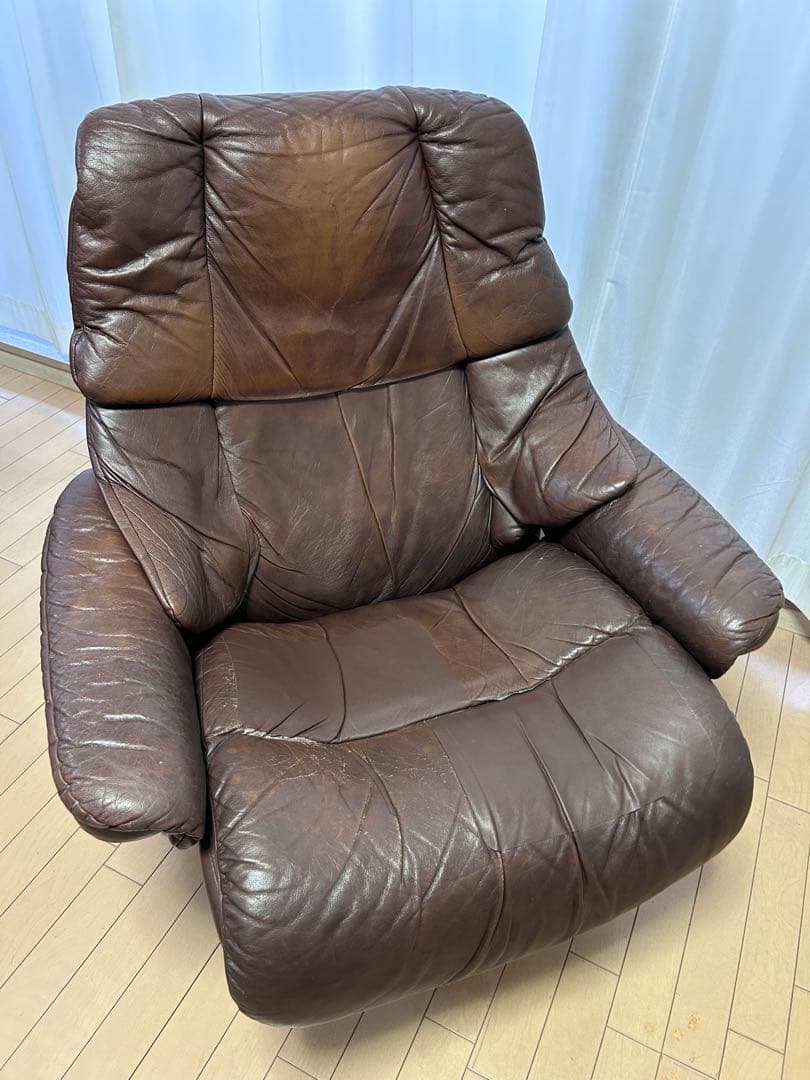 ②エコーネスEKORNES レノRENO ストレスレスチェア