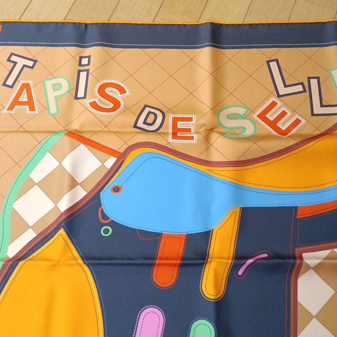 美品　エルメス90スカーフ リバーシブル tapis de selle