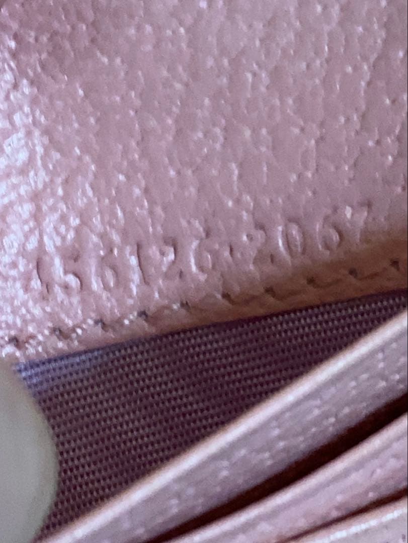 グッチ　456126　レザー　GGマーモント　さくらんぼ　イチゴ　折り財布