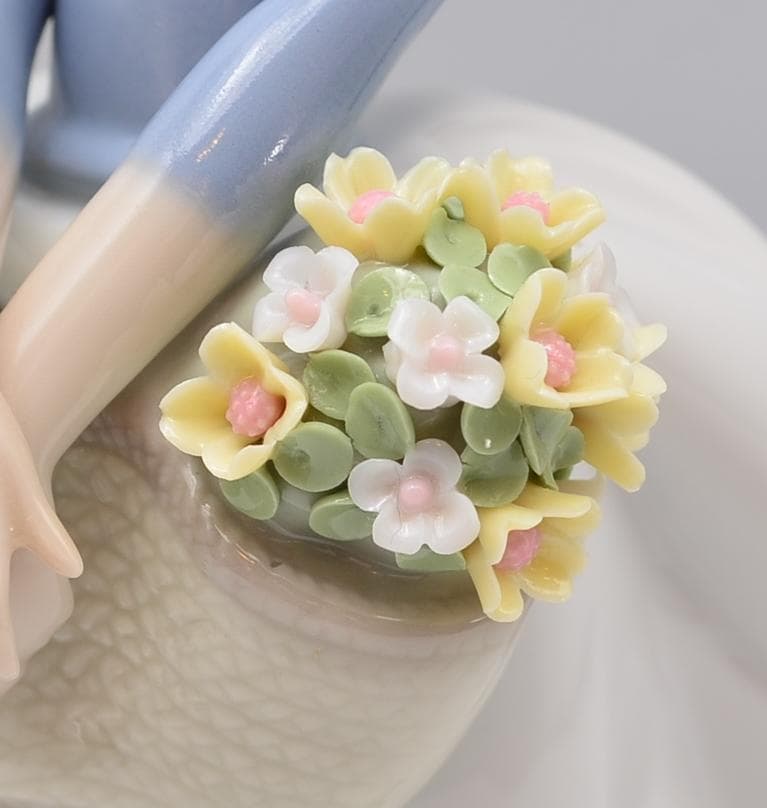 ５月の花　＃5467　★リヤドロ　ポーセリン　ヴィンテージ　光沢仕上げ　絶版