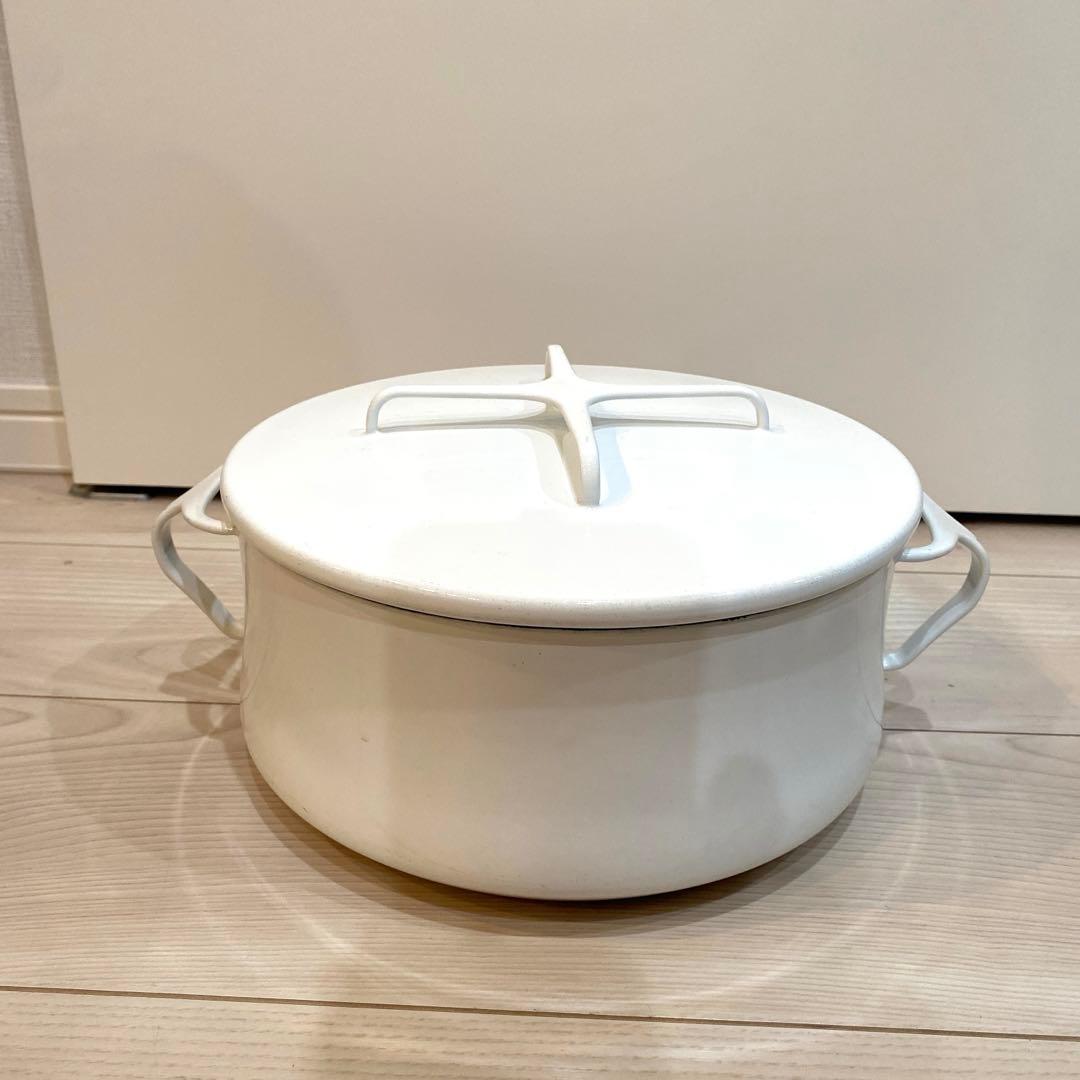 ダンスク ホワイト ホーロー両手鍋 蓋付き　23㎝