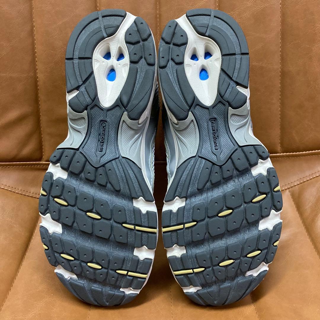 【美品】ニューバランス MR530 レディース 25cm グレー ホワイト