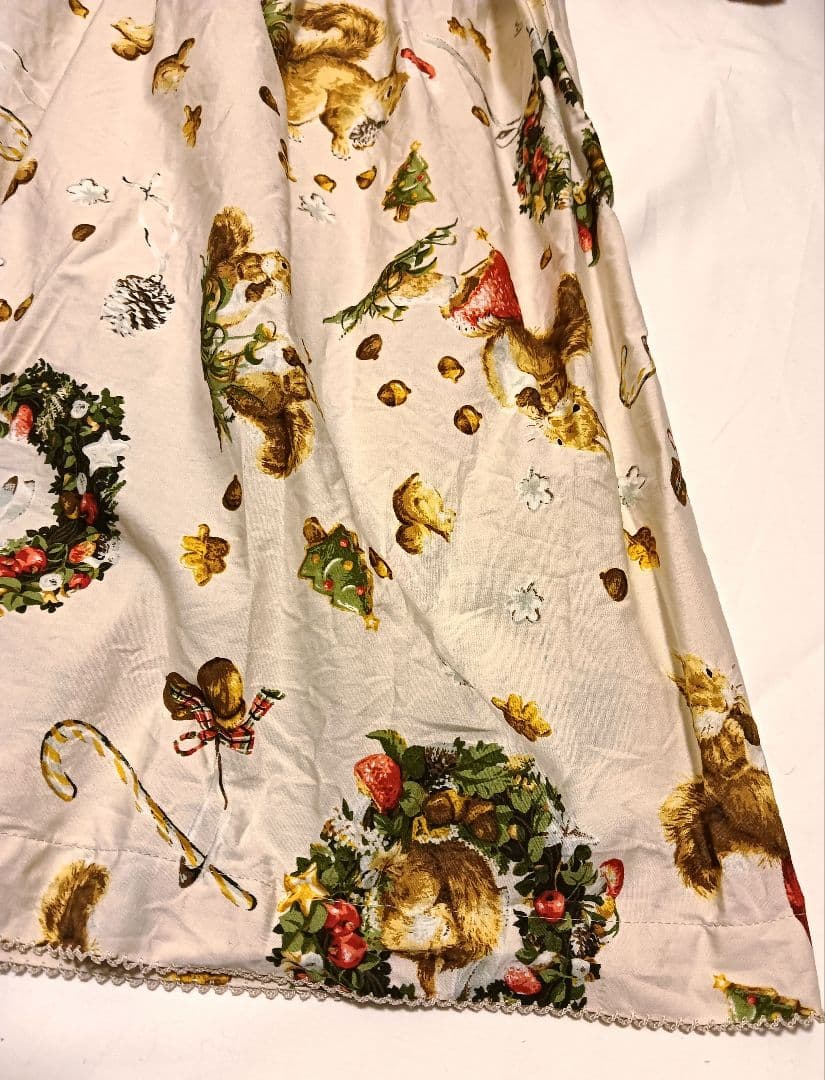 ピンクハウス　ウィンターフォレストトリート柄ワンピース