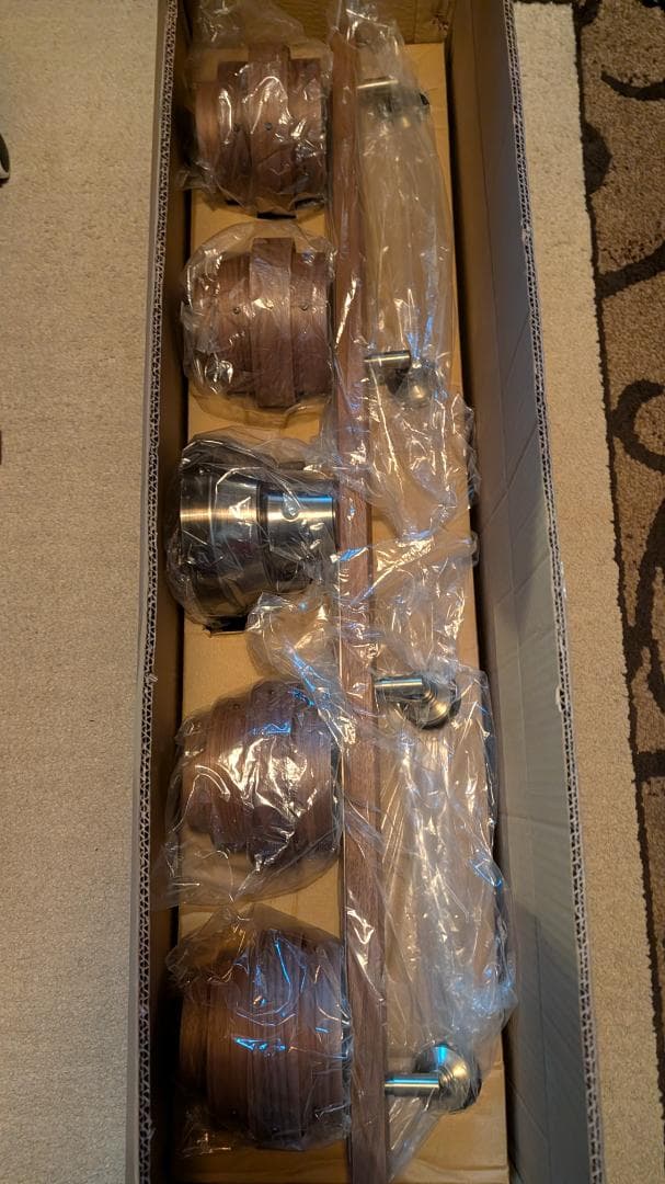 【新品・未使用】Ampoule シーリングライト 4 灯 AVAROSアヴァロス