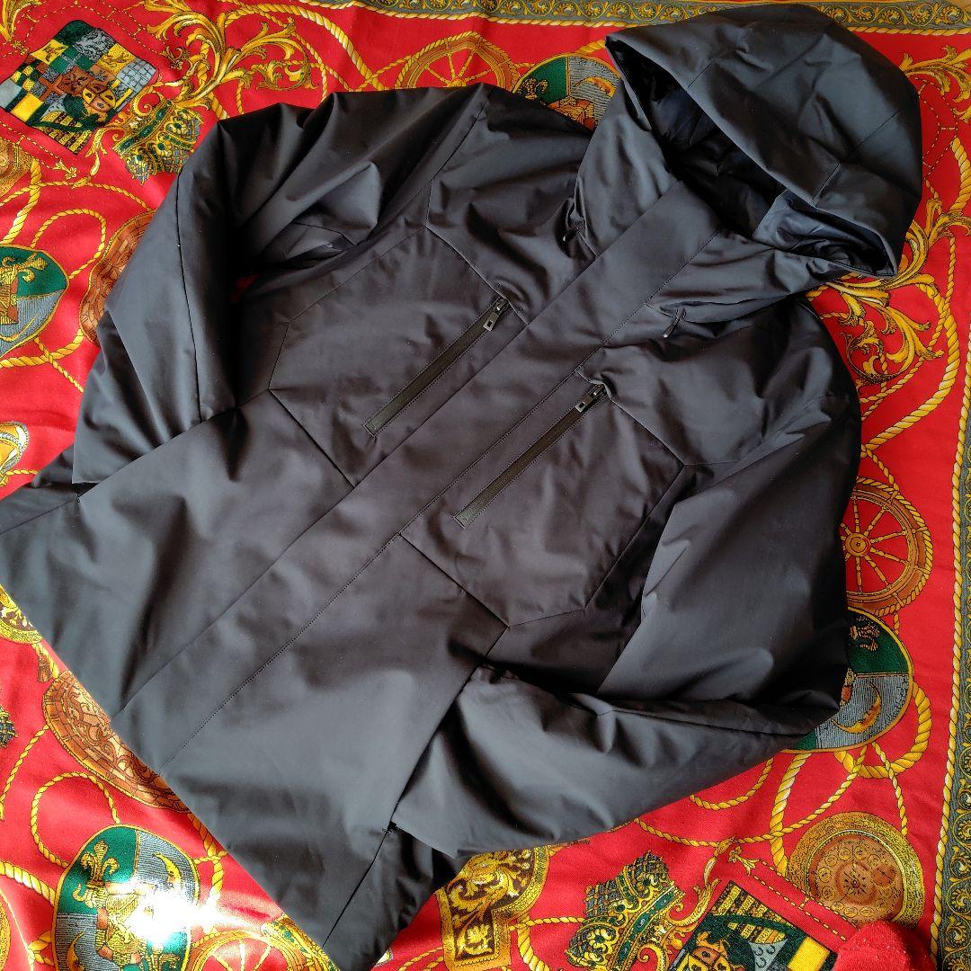 ユニクロハイブリッドダウンパーカ