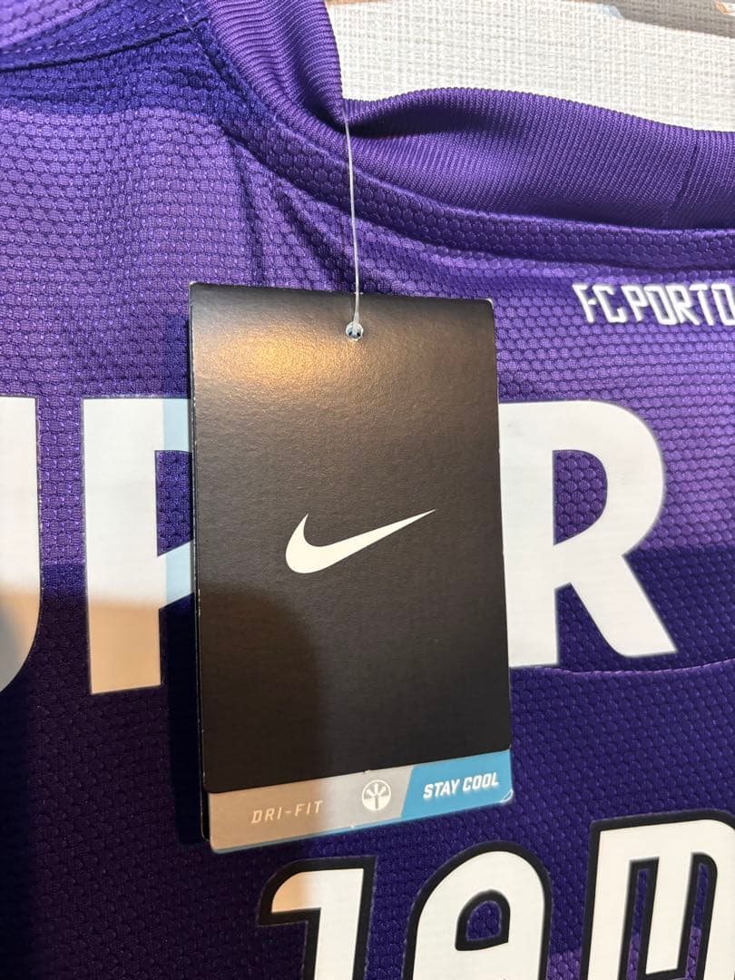 特価【レア・新品タグ付き】12-13 FCポルト アウェイ ハメス・ロドリゲス