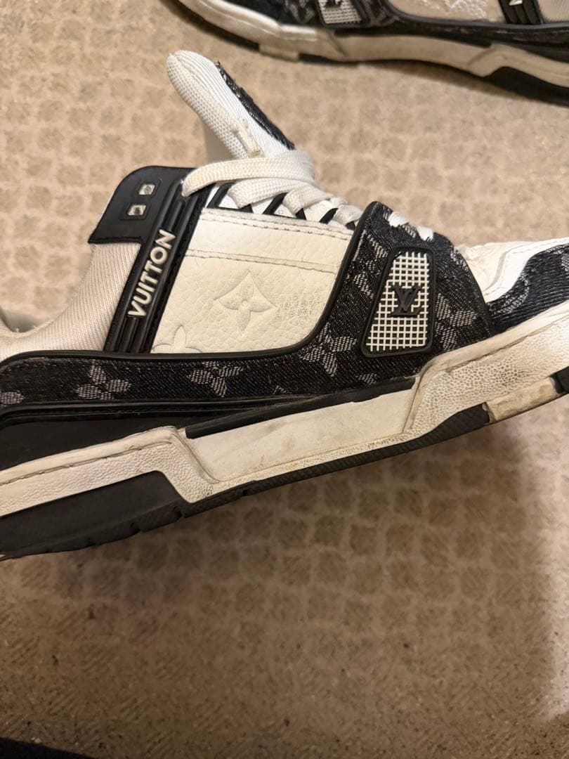 ルイヴィトン スニーカー トレイナー