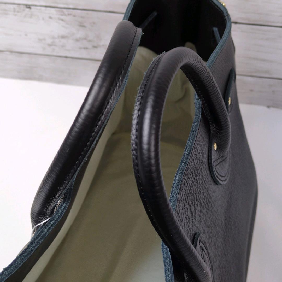 未使用 ヤングアンドオルセン エンボス レザー ベルテッド トートバッグ M