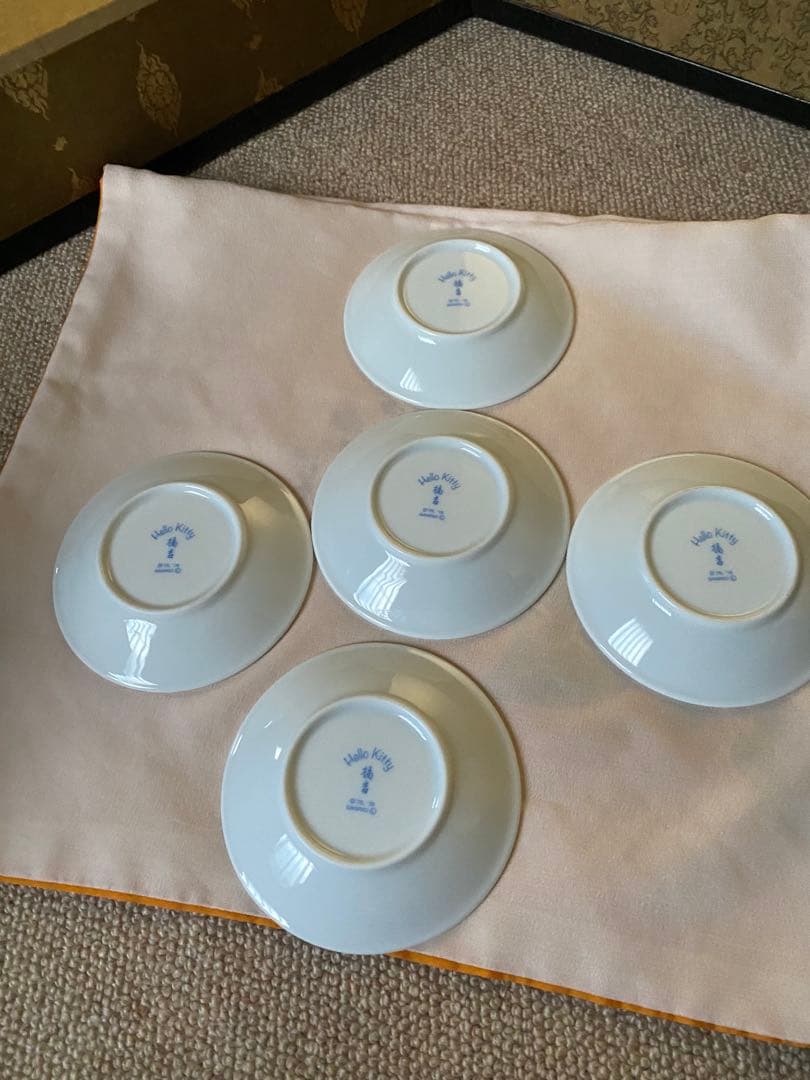 橘吉✖️ハローキティ小皿5枚セット