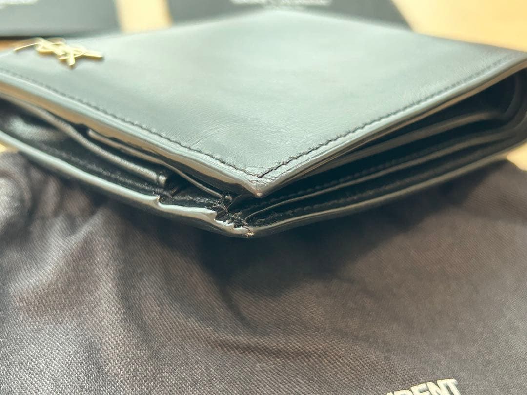 Saint Laurent サンローラン ２つ折り財布 YSL