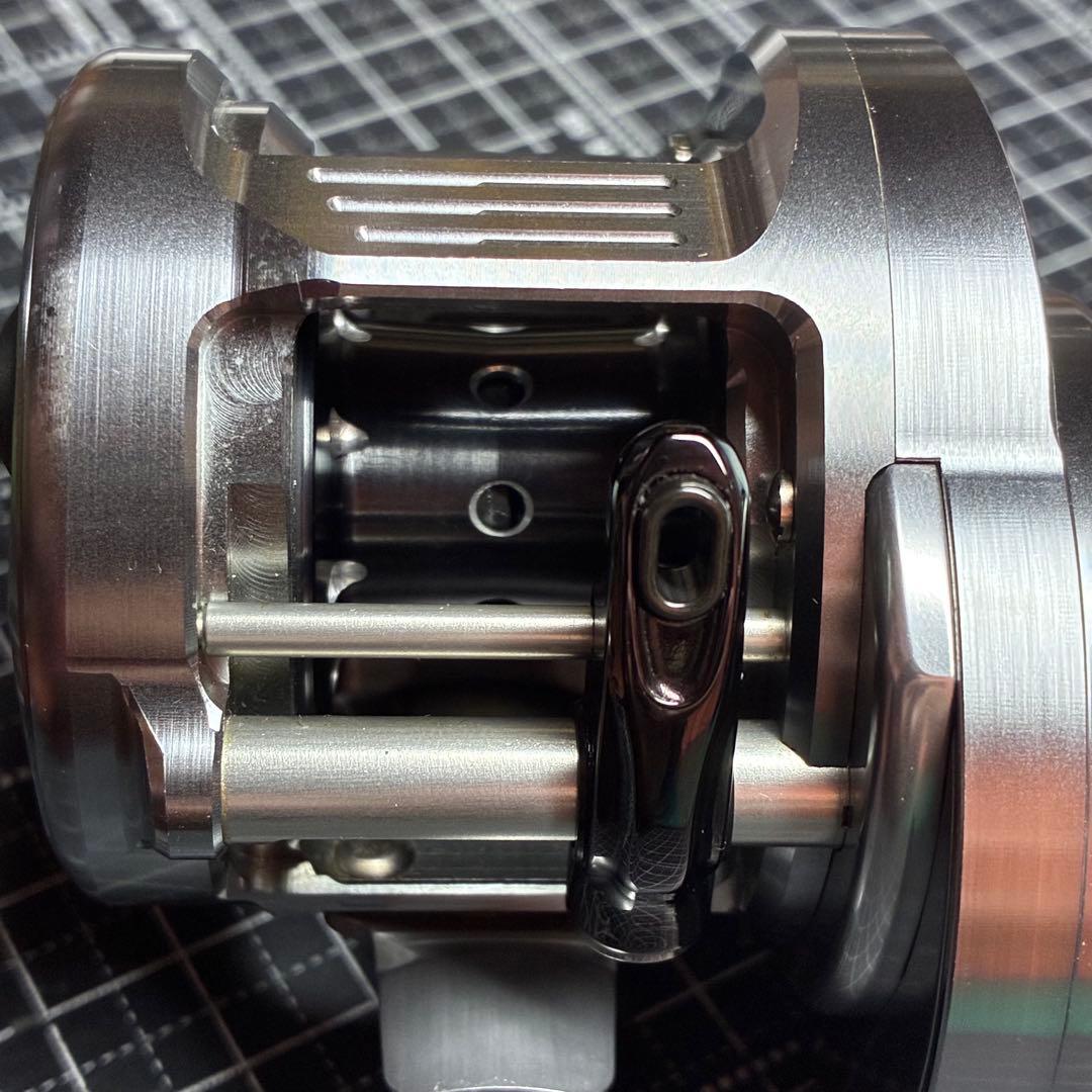 0631 シマノ 19 カルカッタ　コンクエスト DC201