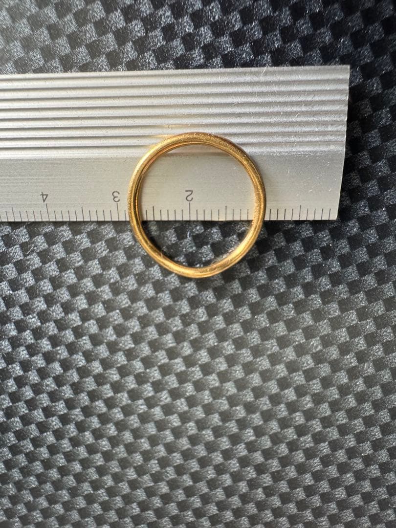 Tiffany & Co. 750カーブドバンドリング