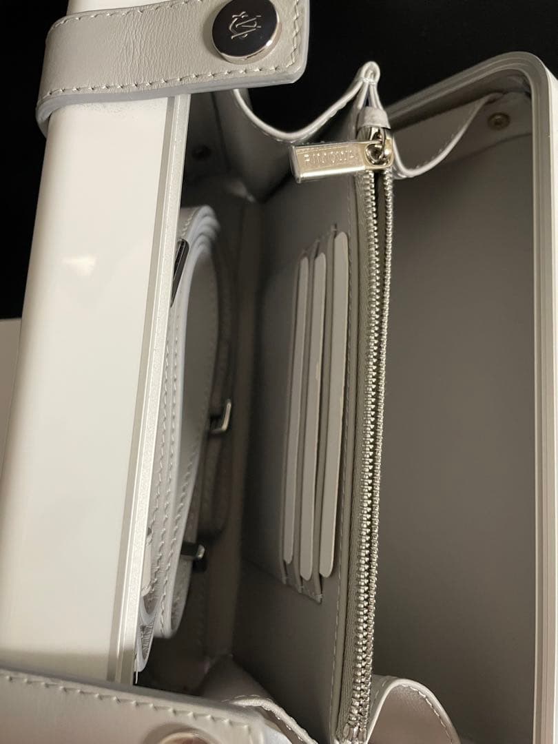 RIMOWA クロスボディバッグ（ポリカーボネート）