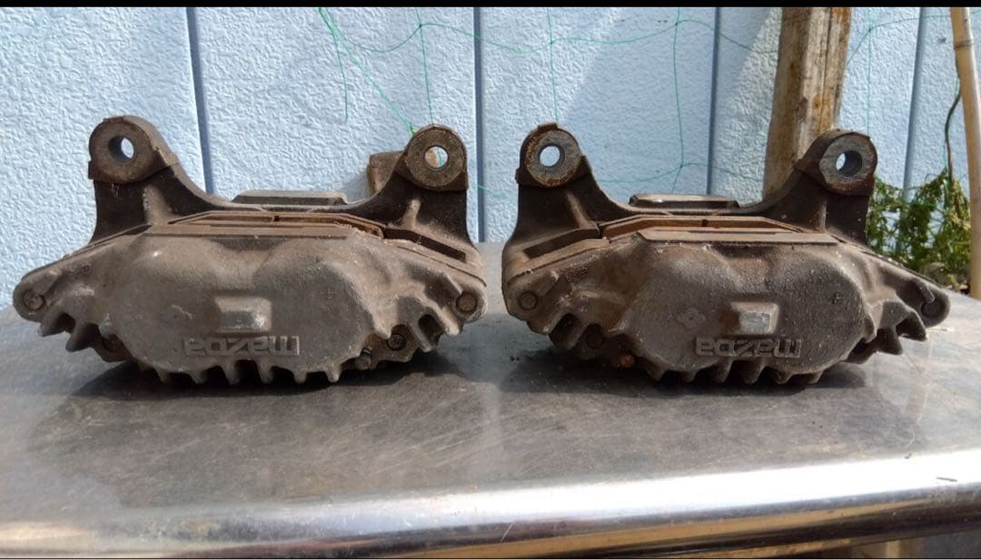 ＦＣ３Ｓ用フロントブレーキキャリパー左右