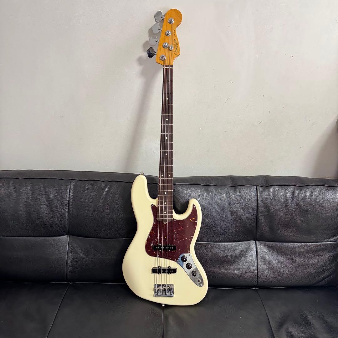 ベース Fender USA American Professional II