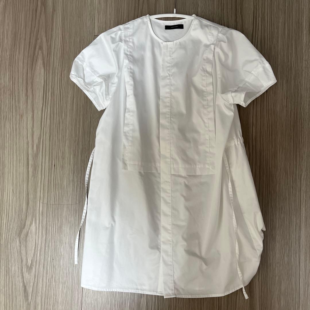 美品　ヨーコチャン　ブラウス